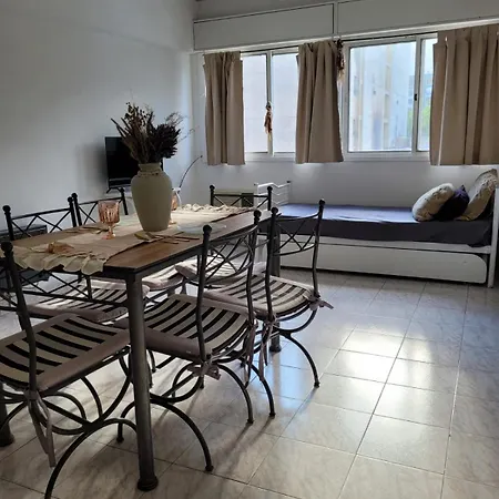 Departamento Luminoso En Pleno Centro De Mendoza Apartment Exterior photo