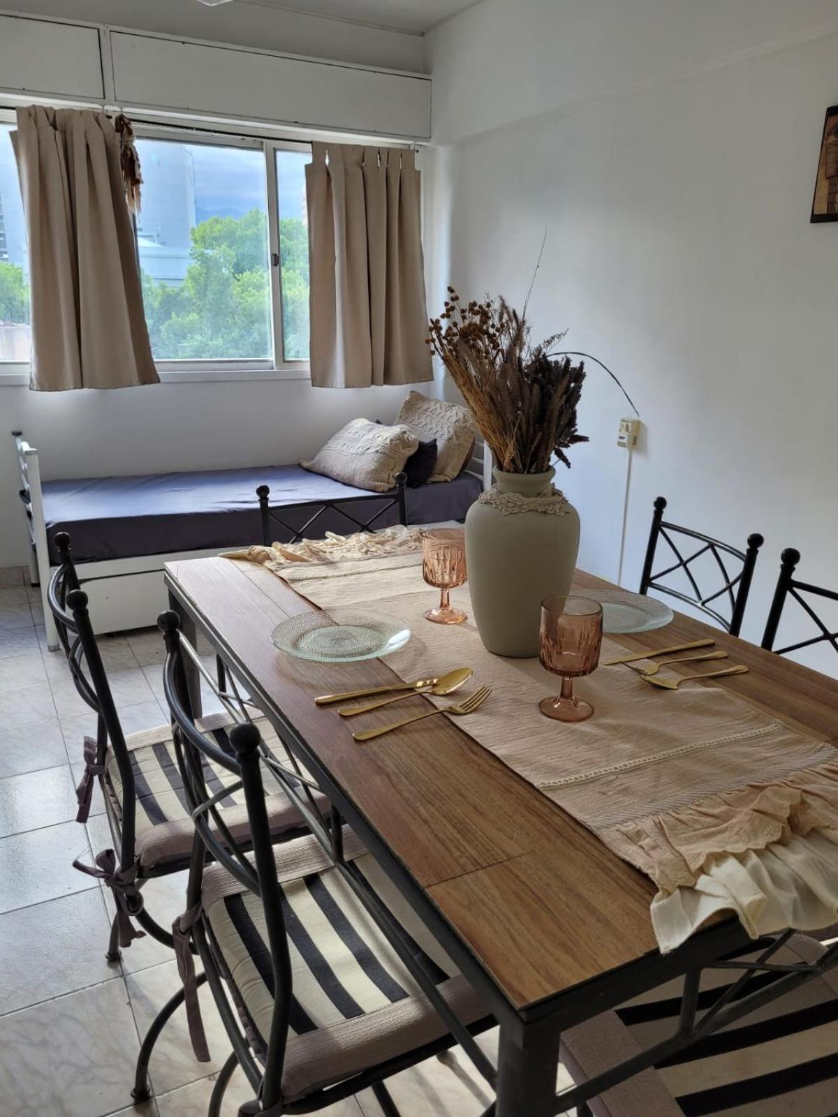 Apartamento Departamento Luminoso En Pleno Centro De Mendoza